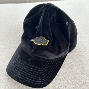 Mitchell & Ness Black Cap with Yellow Detail